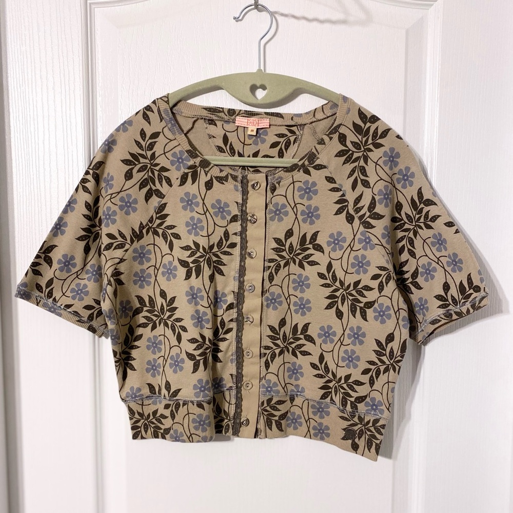NEW Y2K Floral Lace Trim Metallic Stitch Short Sleeve Cropped Knit Cardigan Tan
